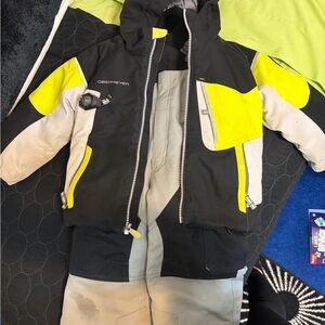 Obermeyer Kids Black and Neon Yellow Puffer Jacket